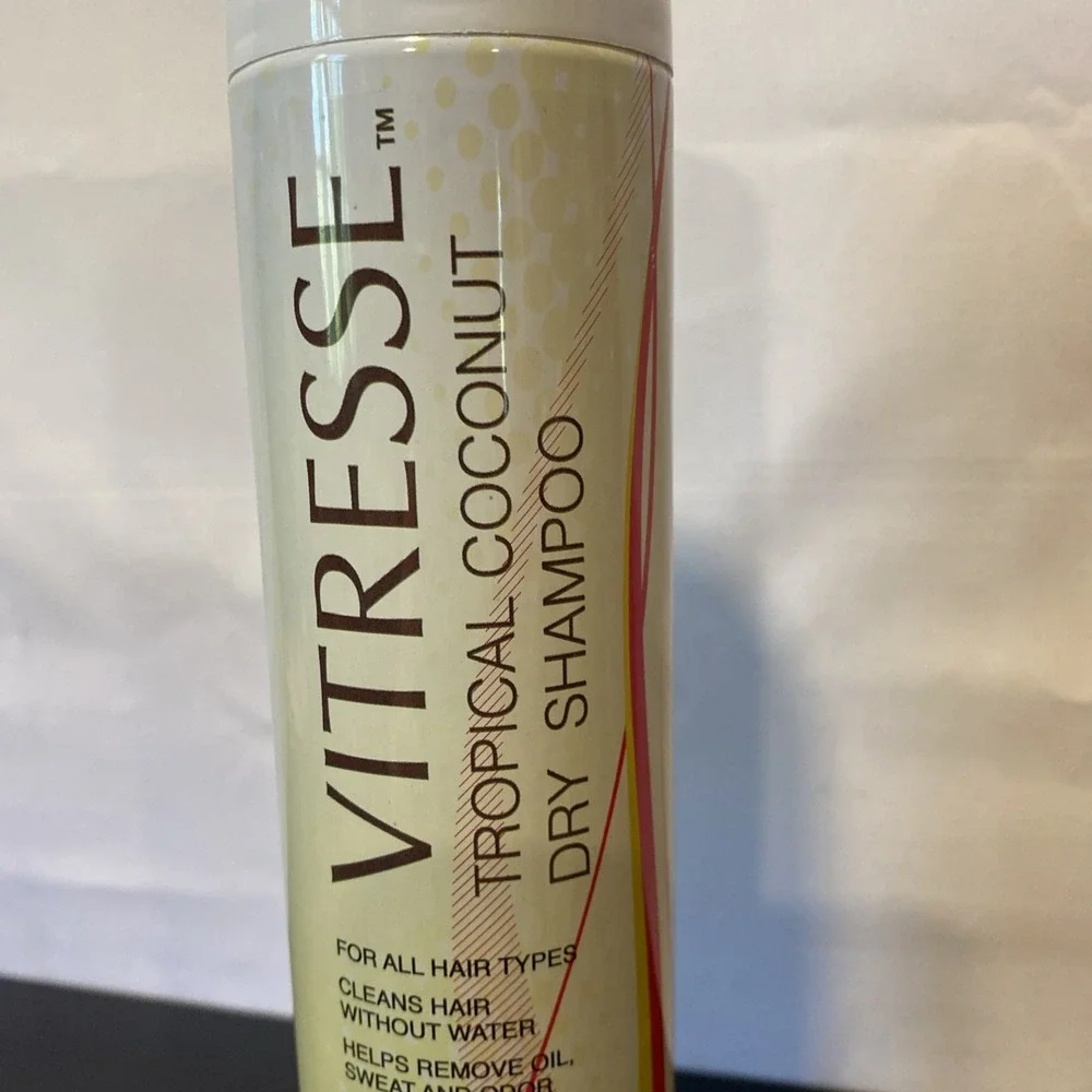 Vitresse Tropical Coconut Dry Shampoo, Removes Oil, Sweat & Odor,‎ 7oz